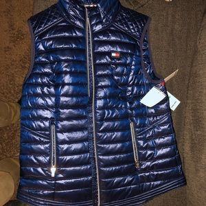 Tommy hilfiger vest.